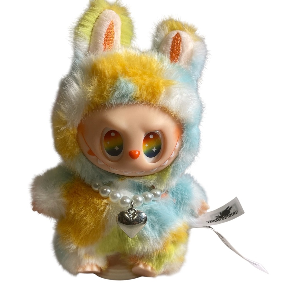 Adorable Multi-Color Labubu/Lafufu Plush Keychain with Necklace - Picture 4 of 5